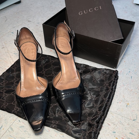 SOLD Vintage Gucci Black Patent kitten heel dress shoes size 8.5 - Picture 14 of 17
